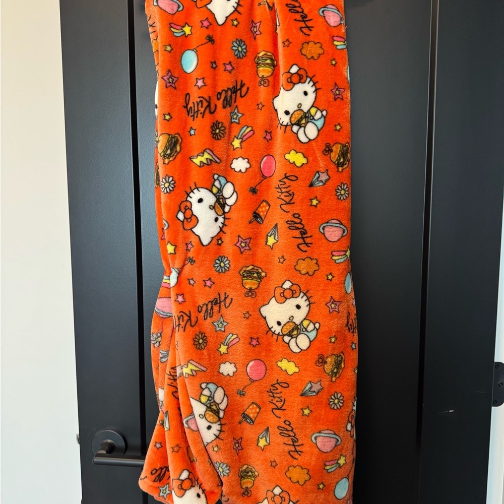 Hello Kitty Vibrant Orange Cloud Throw